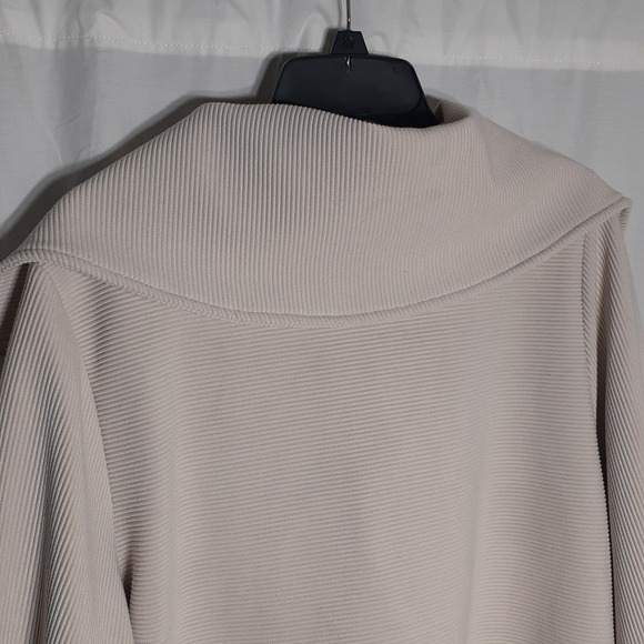 Trendy Queen‎ Beige Quarter Zip Oversized Pullover Women's Size Medium Shirt - Picture 7 of 11